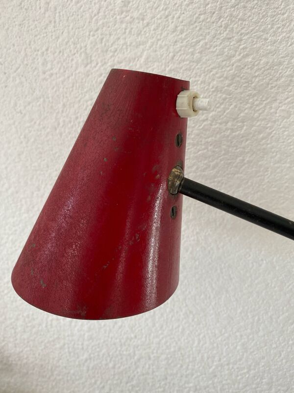 Lampe cocotte en métal rouge et noir, design des années 50.