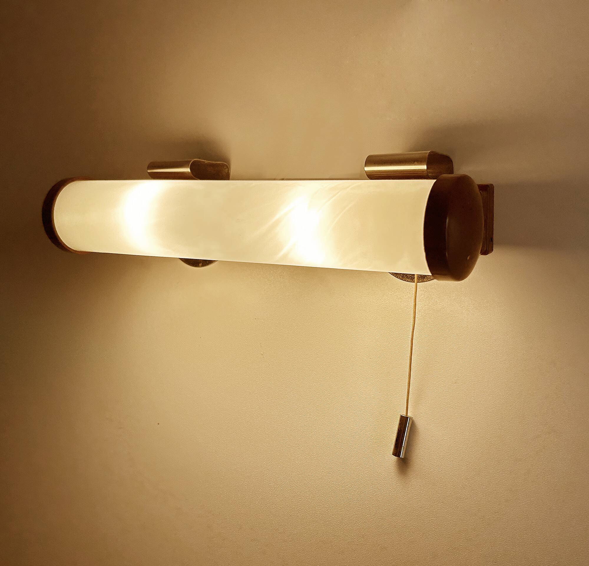 Art Deco Bakelite Night Light Lamp