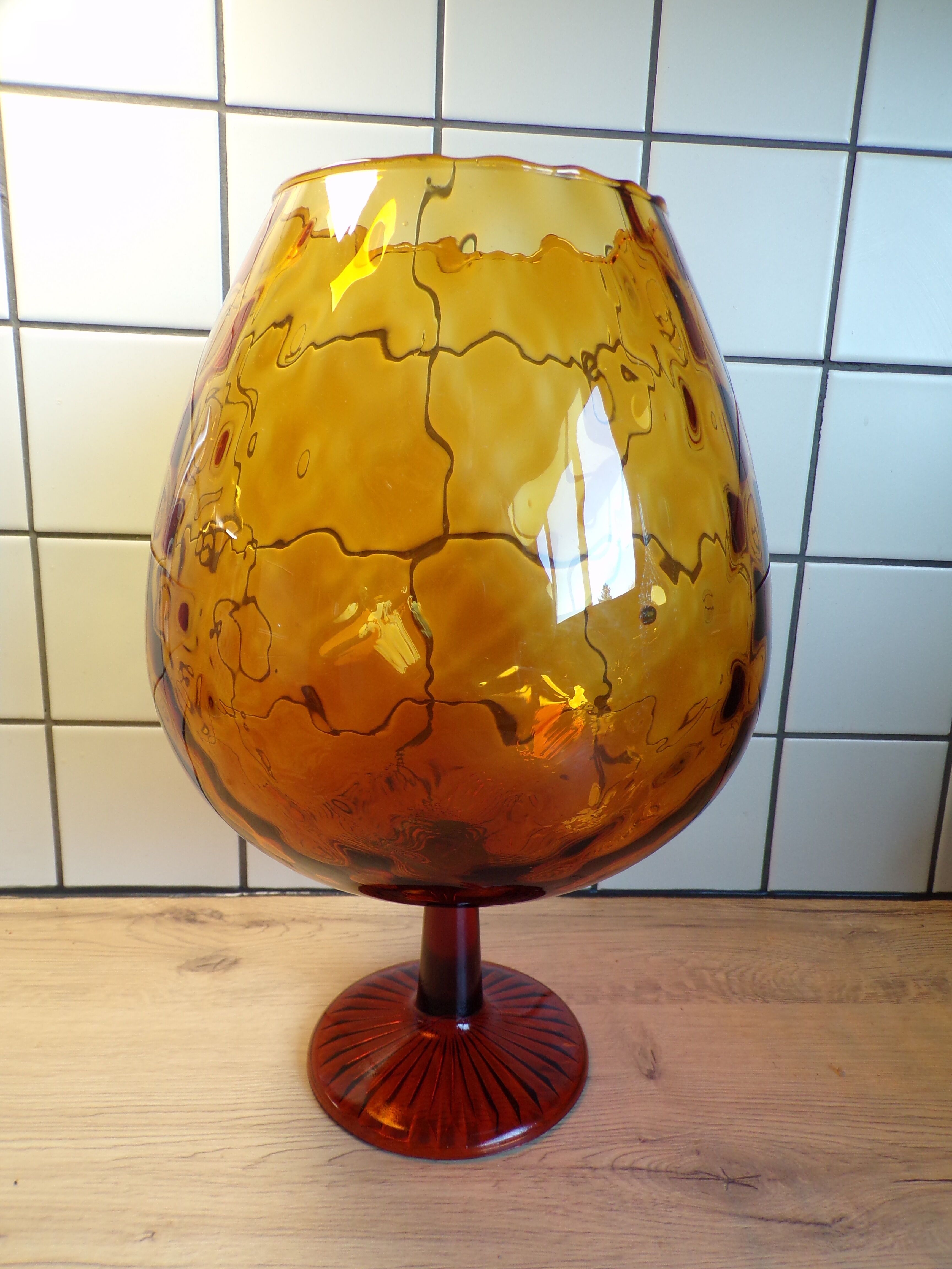 Vase in amber Empoli glass