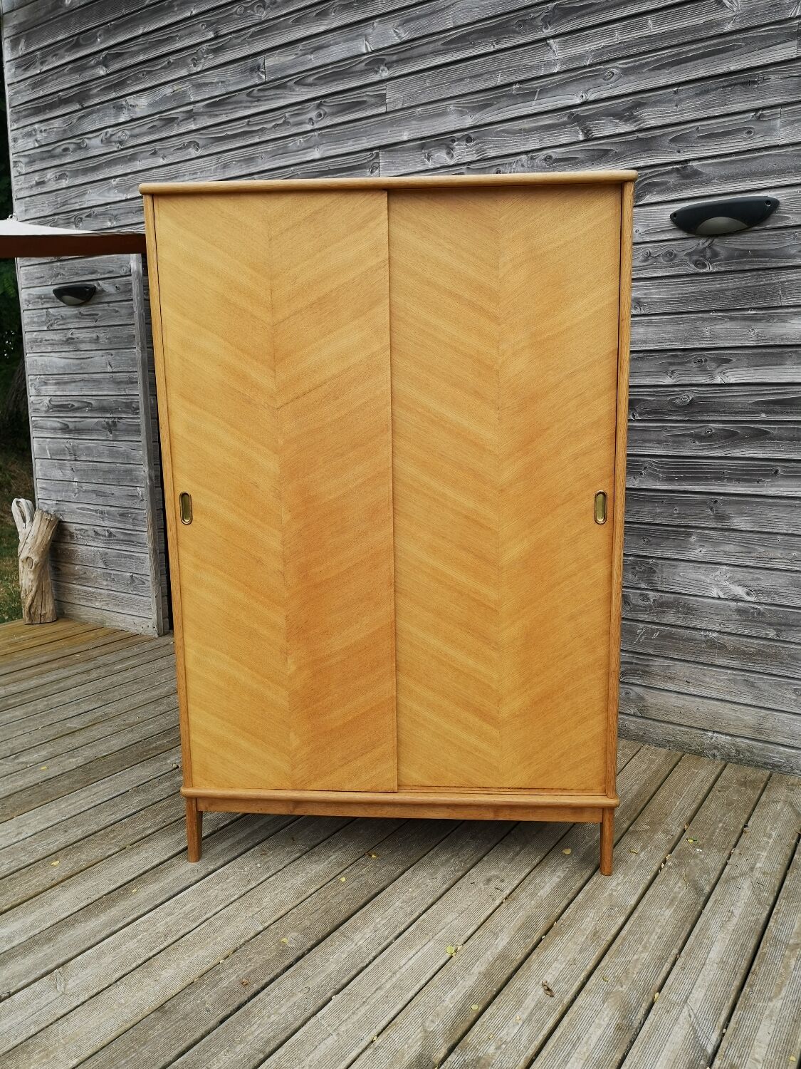 Vintage wardrobe sliding doors