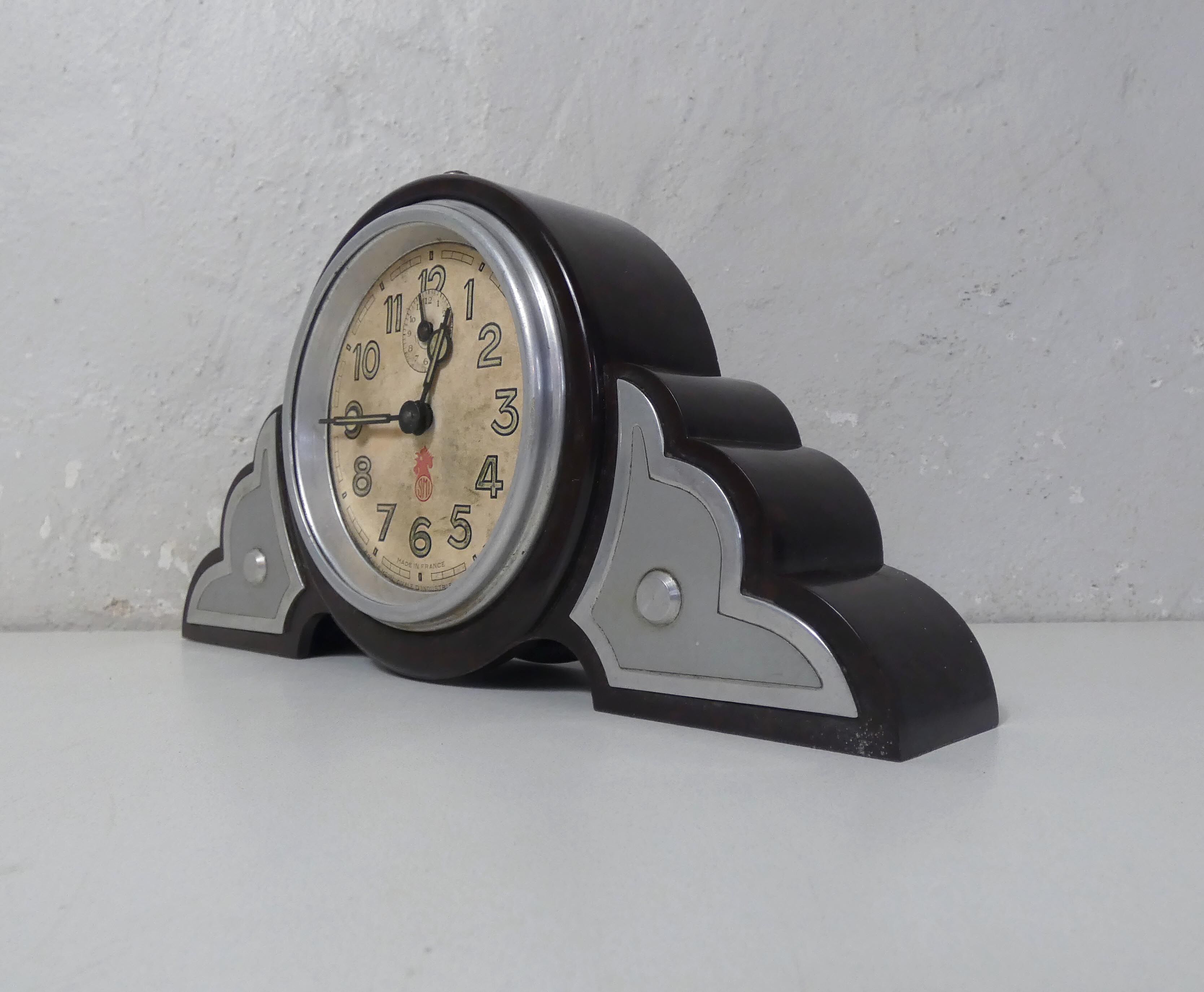 Vintage alarm clock in bakelite smi marseille