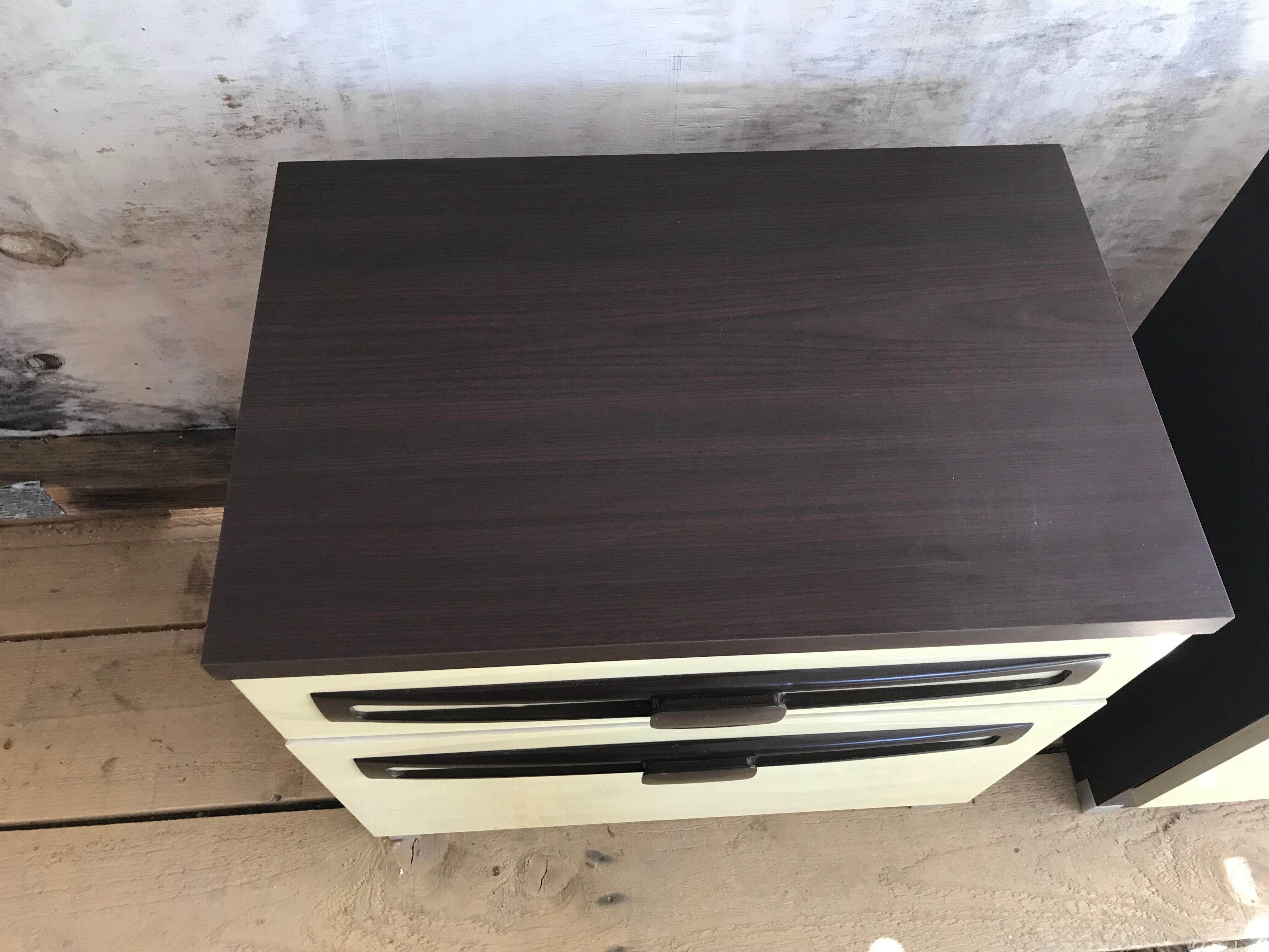 Bedsides pair