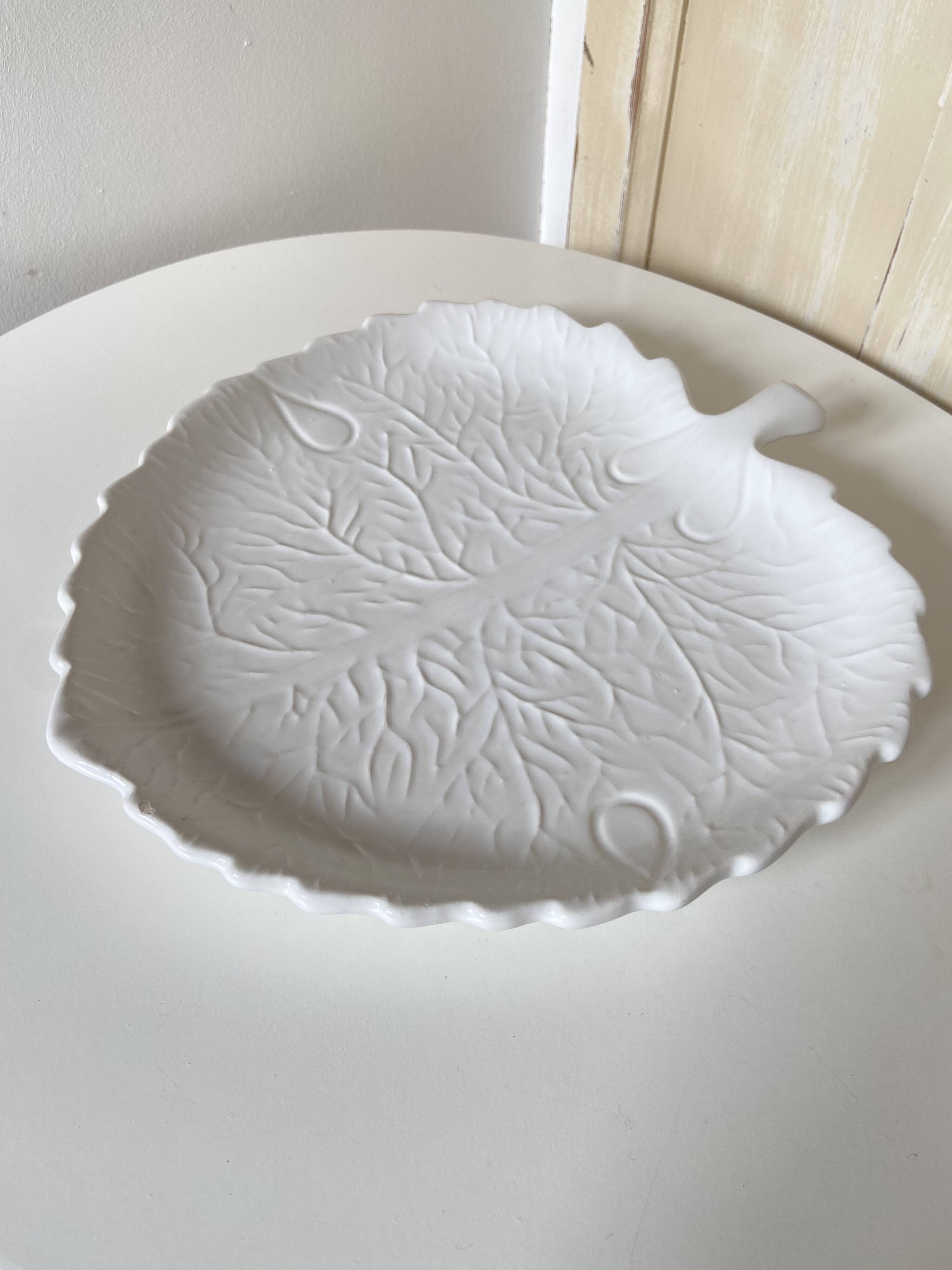 Barbotine Fruit Drainer And Its Plate In The Shape Of A White Cabbage Leaf