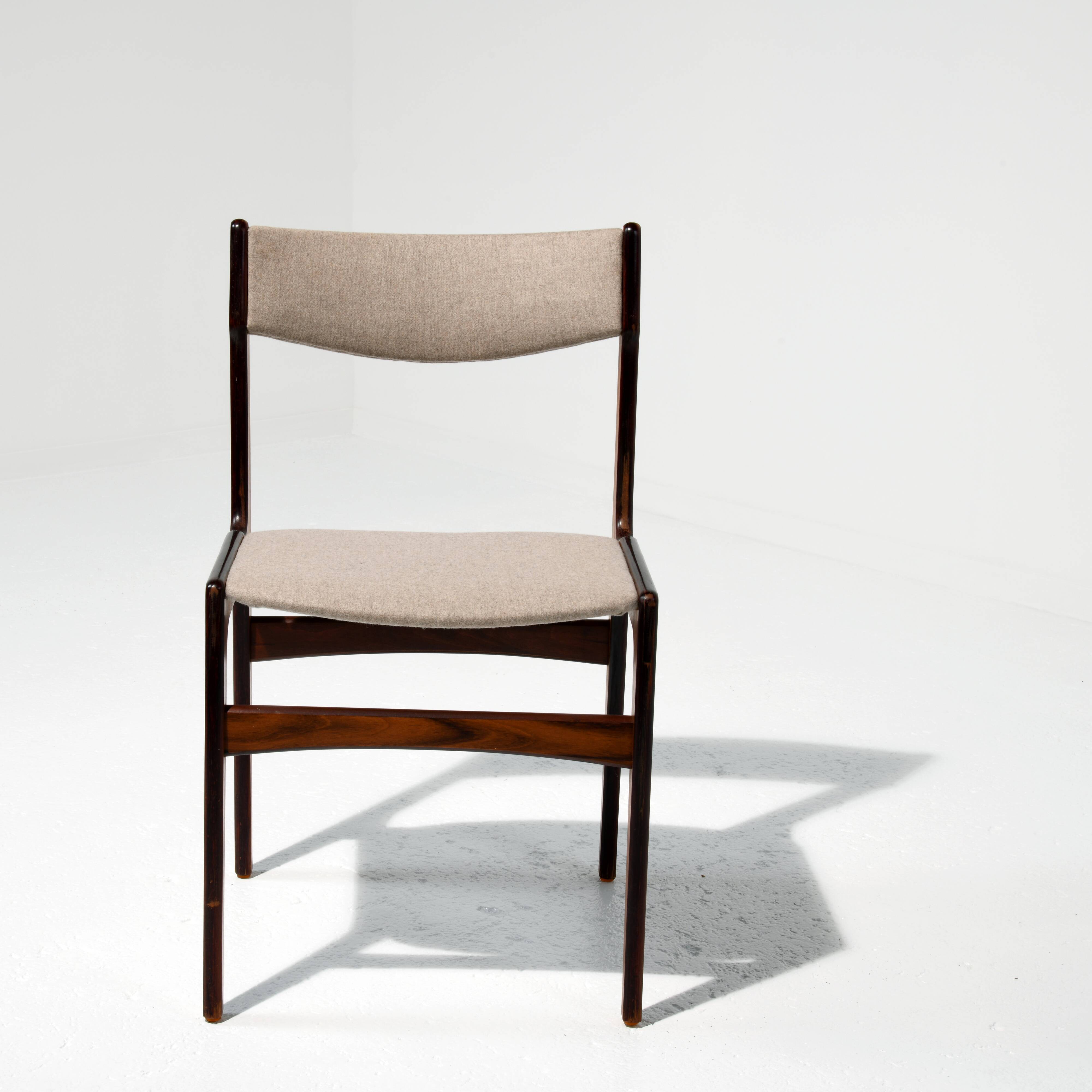 4 Erik Buch chairs