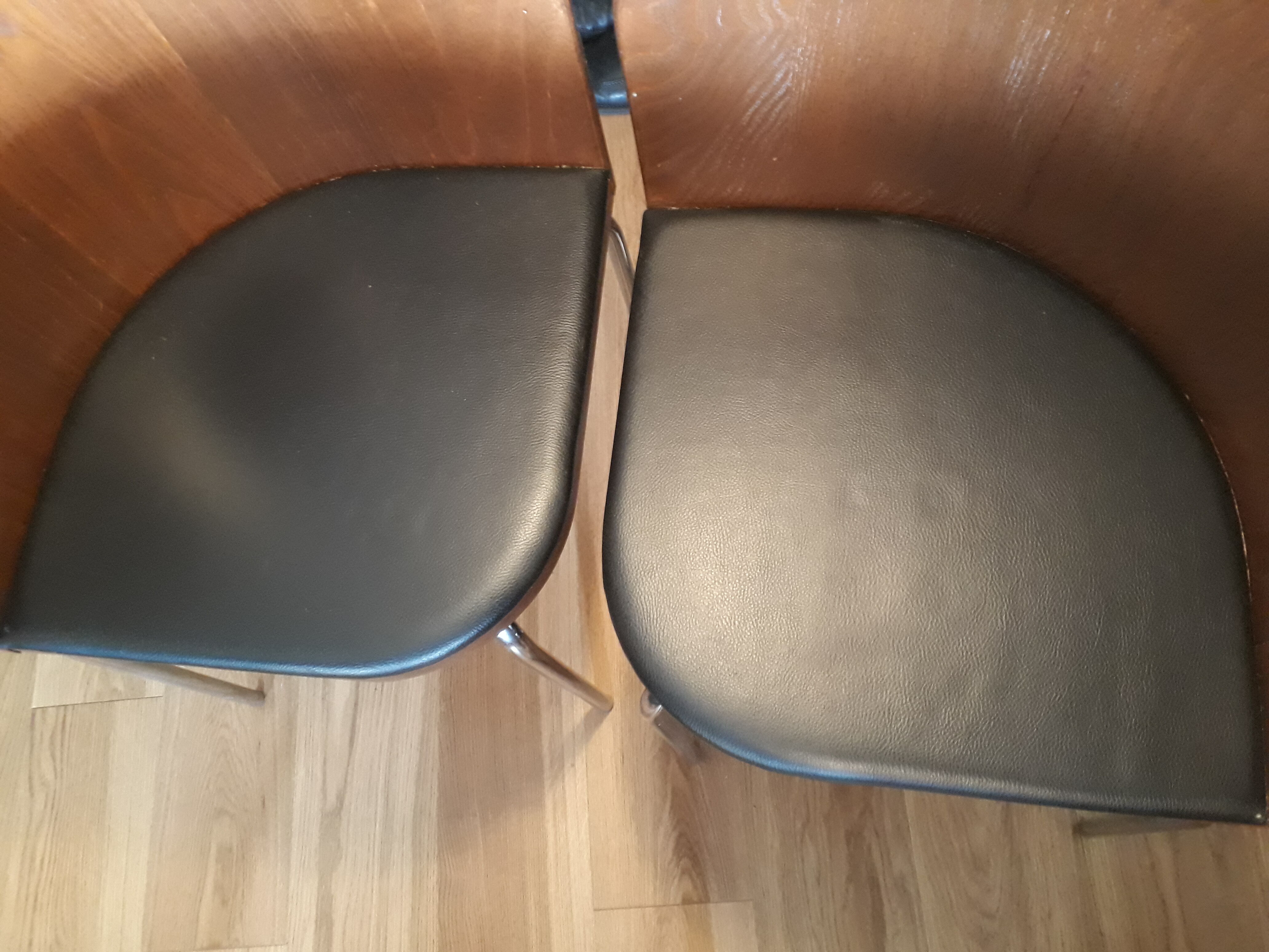 Compact dining area "fusion" table & 4 chairs