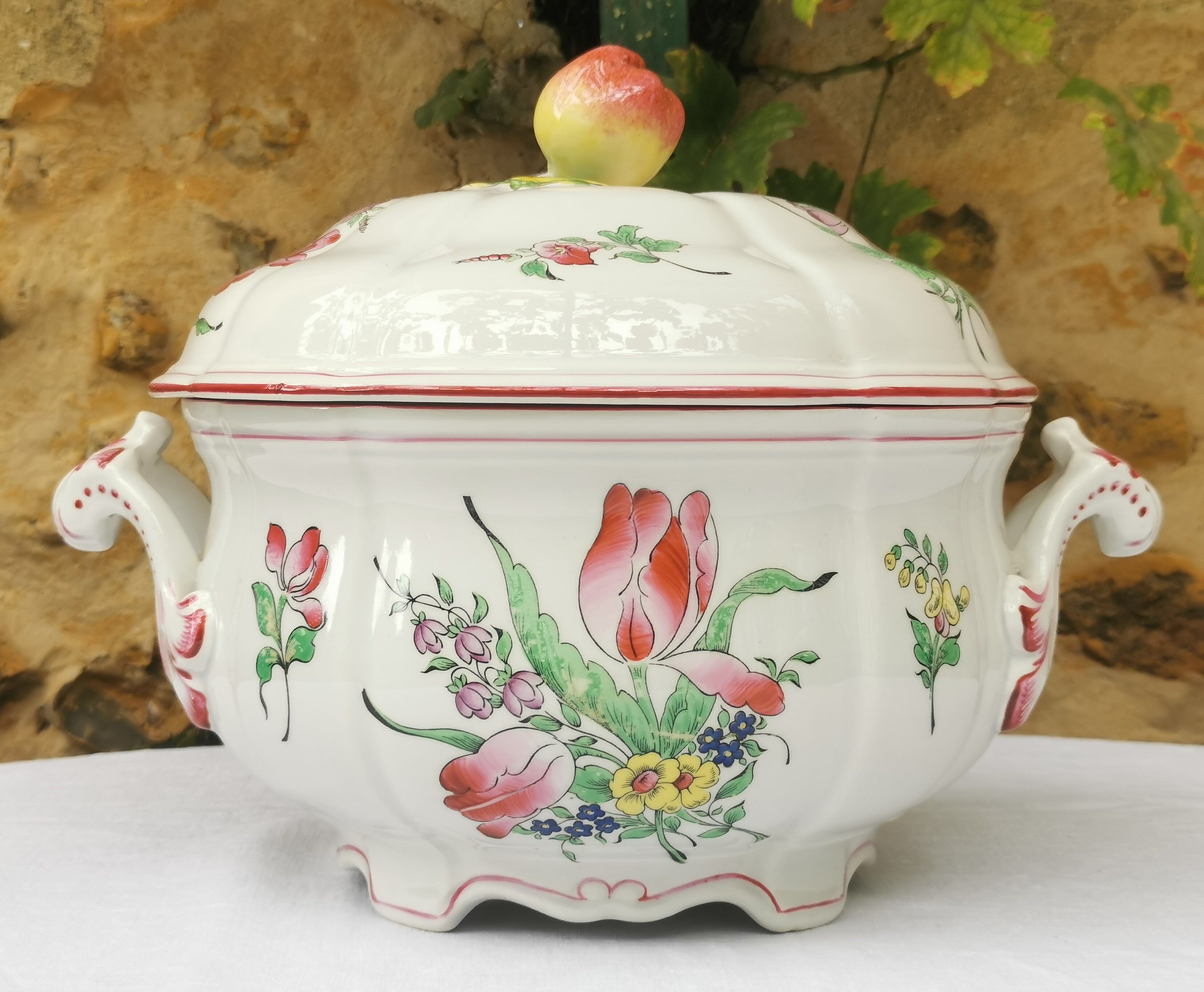 Soup tureen KG Luneville