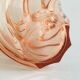 Vase en verre rose