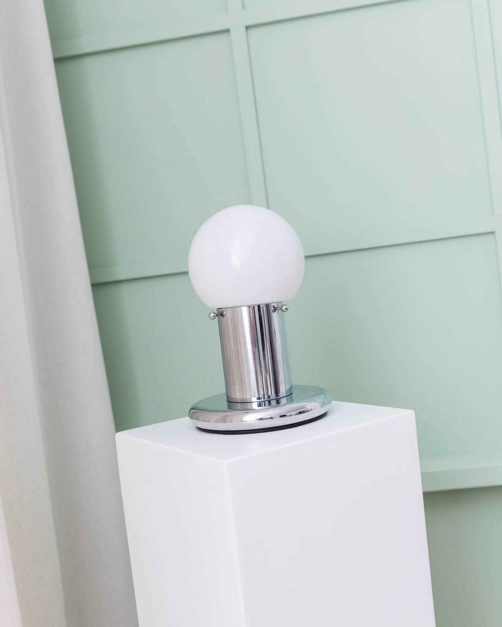 Space Age desk lamp - postmodern Memphis design - made in Italy - 70s