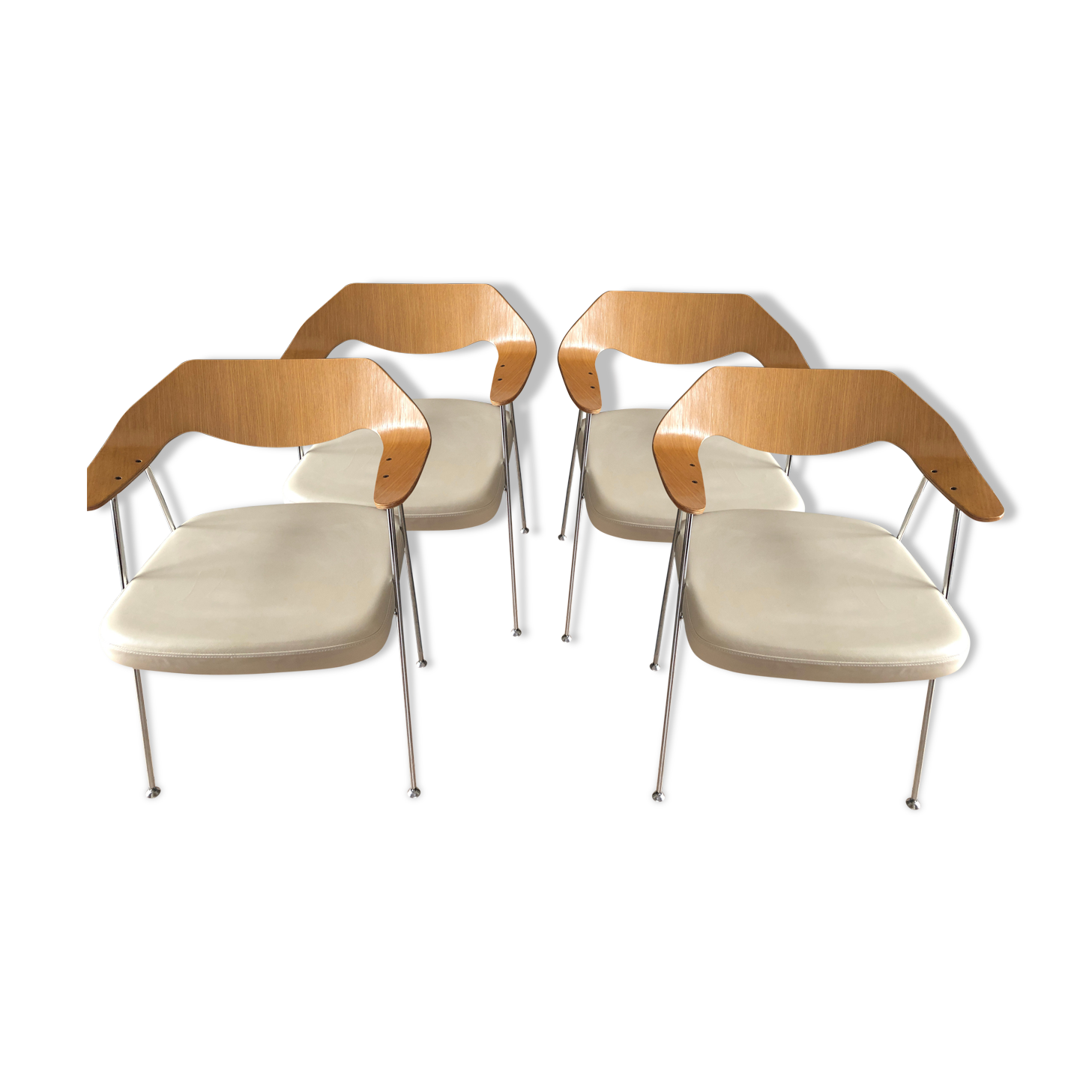 4 armchairs by Robin Day 675 reedition Habitat