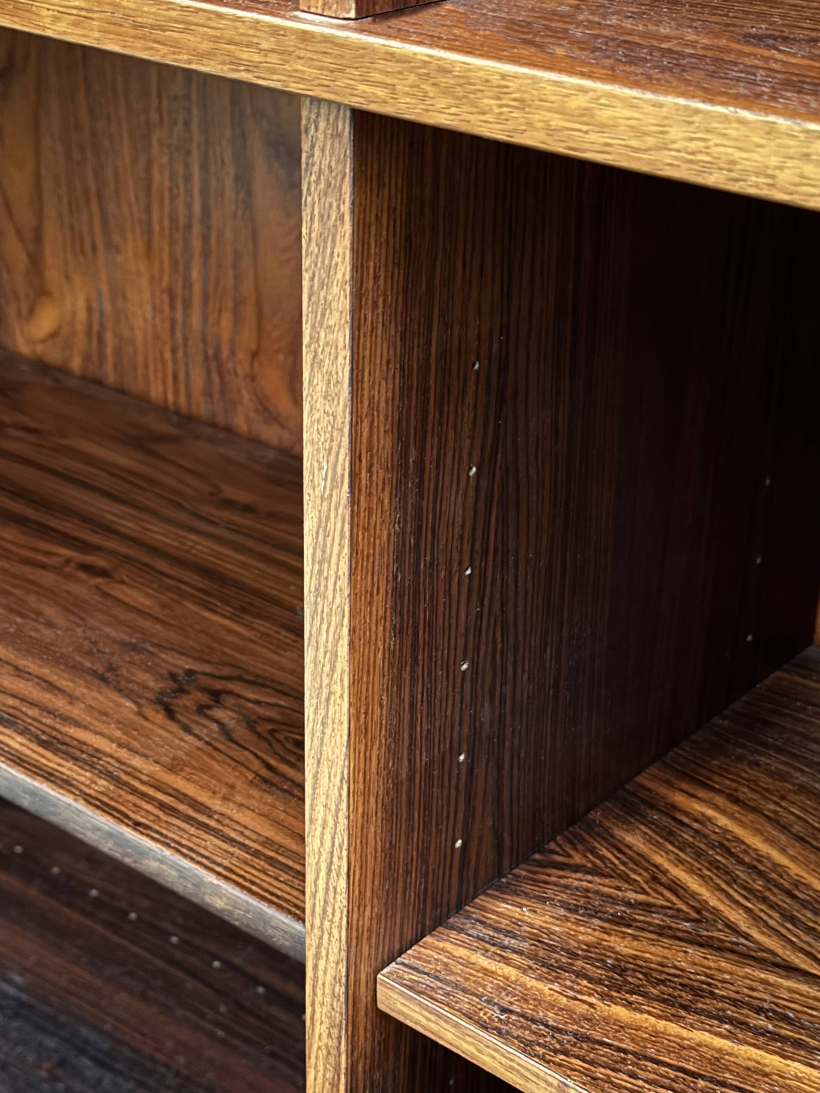 Scandinavian library in rosewood designed by Ib Kofod Larsen.