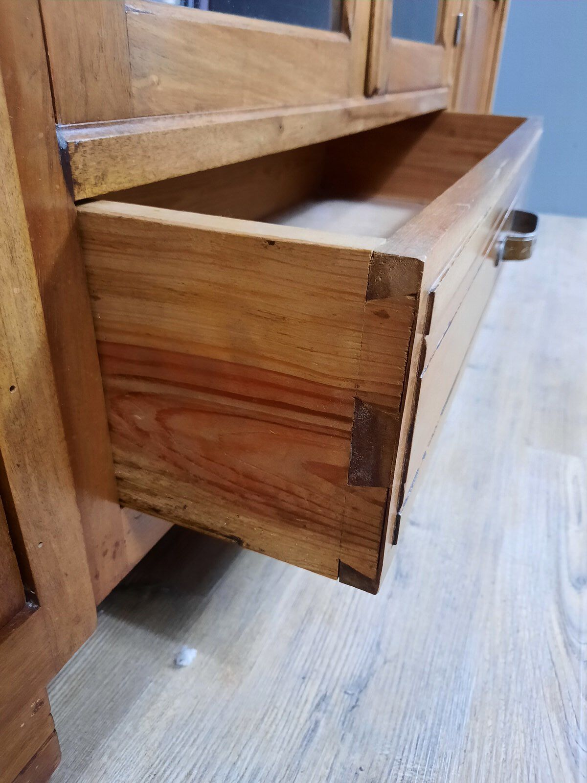 Art Deco style library