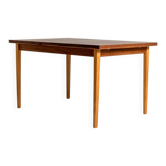 Extendable oak dining table, Scandinavia, 1960s