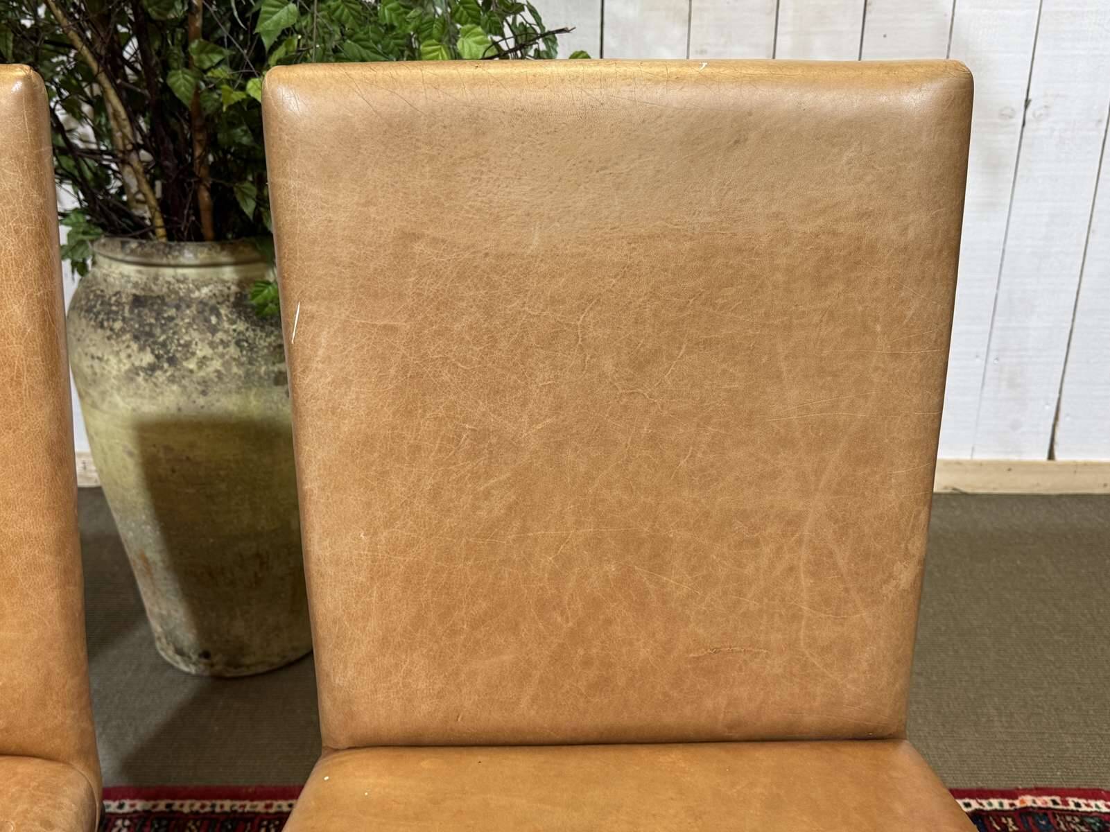 Set of 4 English beech chairs with faux leather from the 1980s.