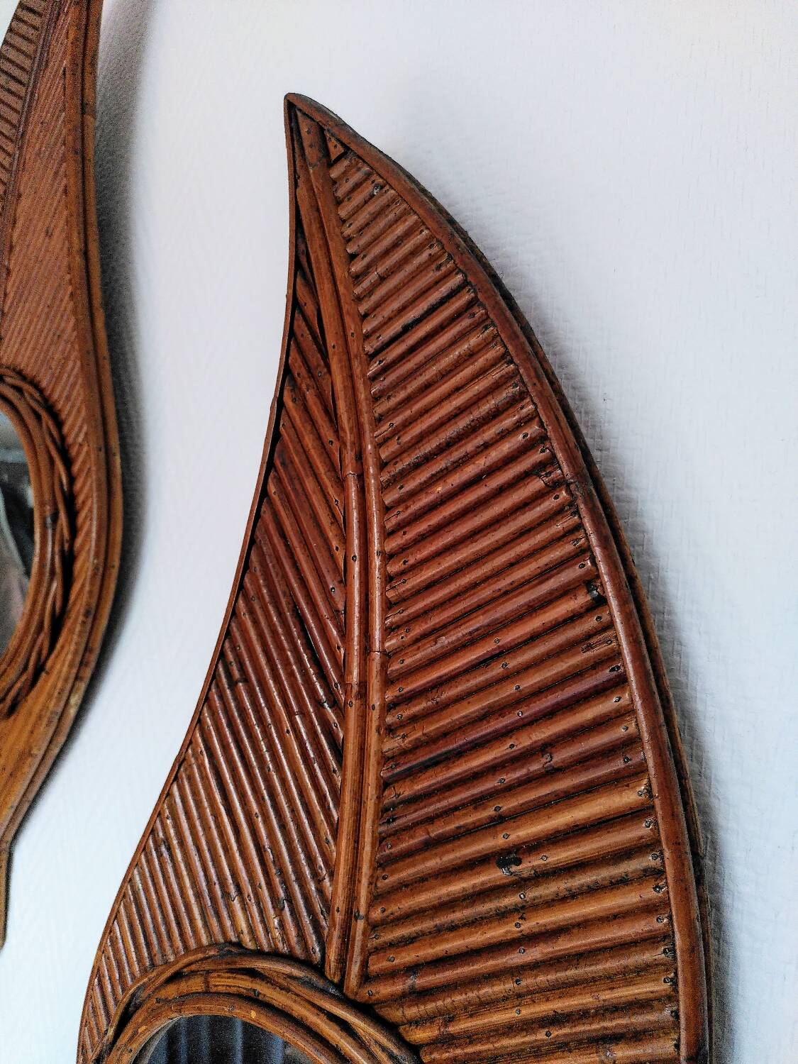 Paire de miroirs en rotin, 1960