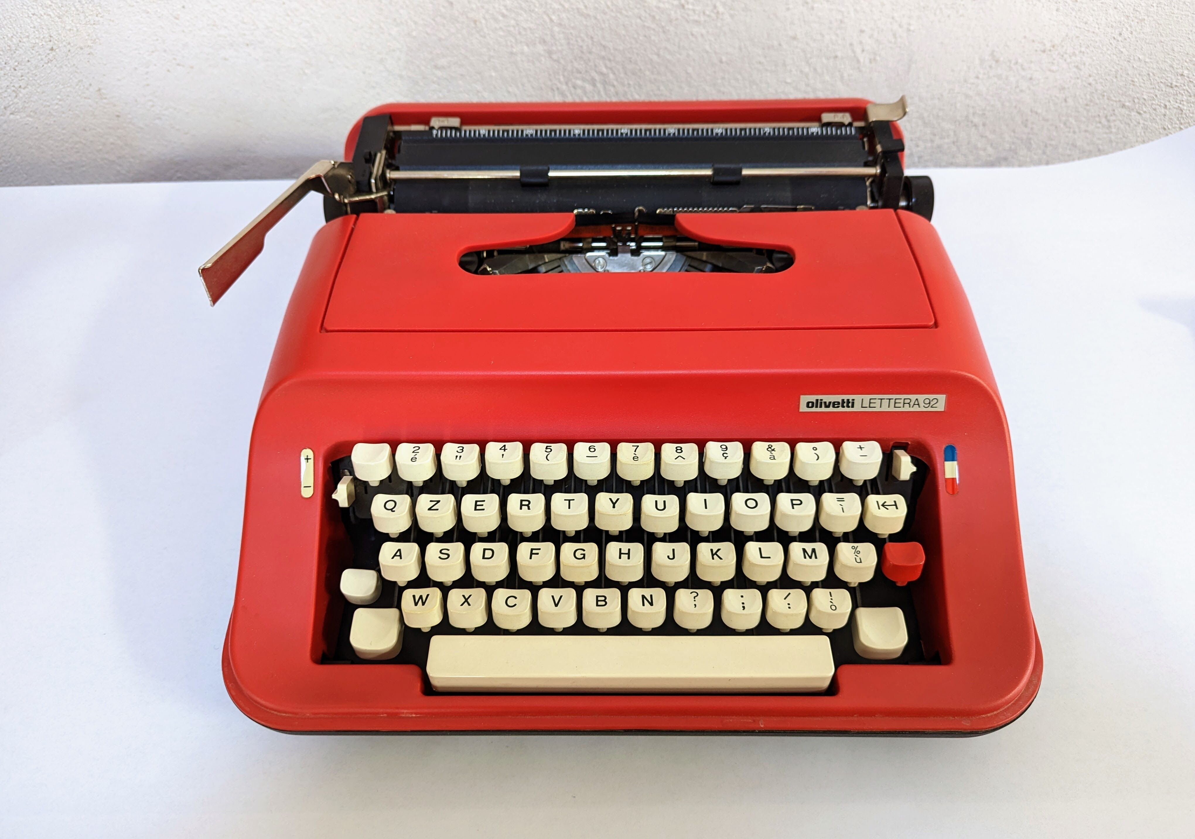 Machine à écrire Olivetti Lettera 92