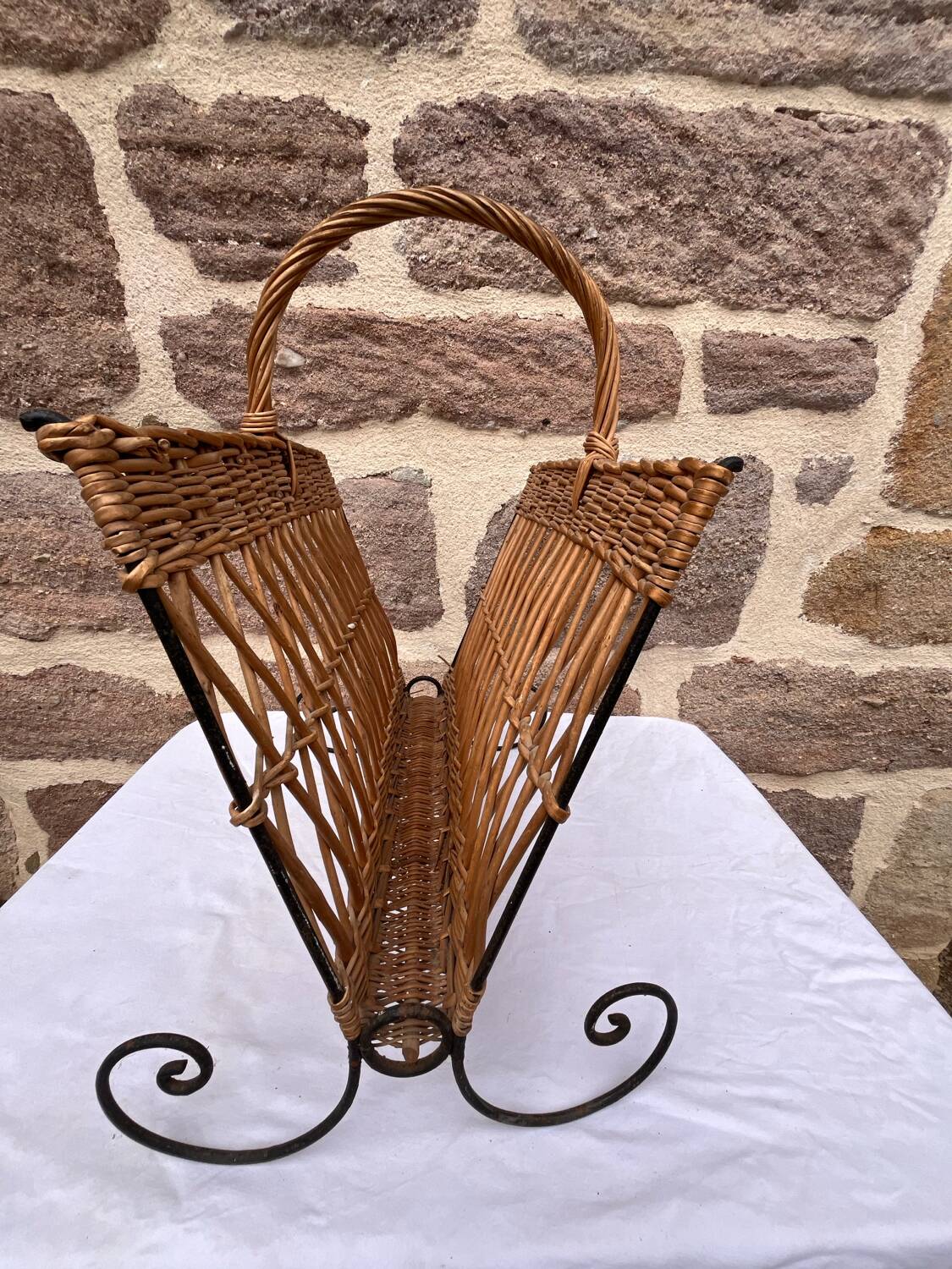 Rattan magazine rack