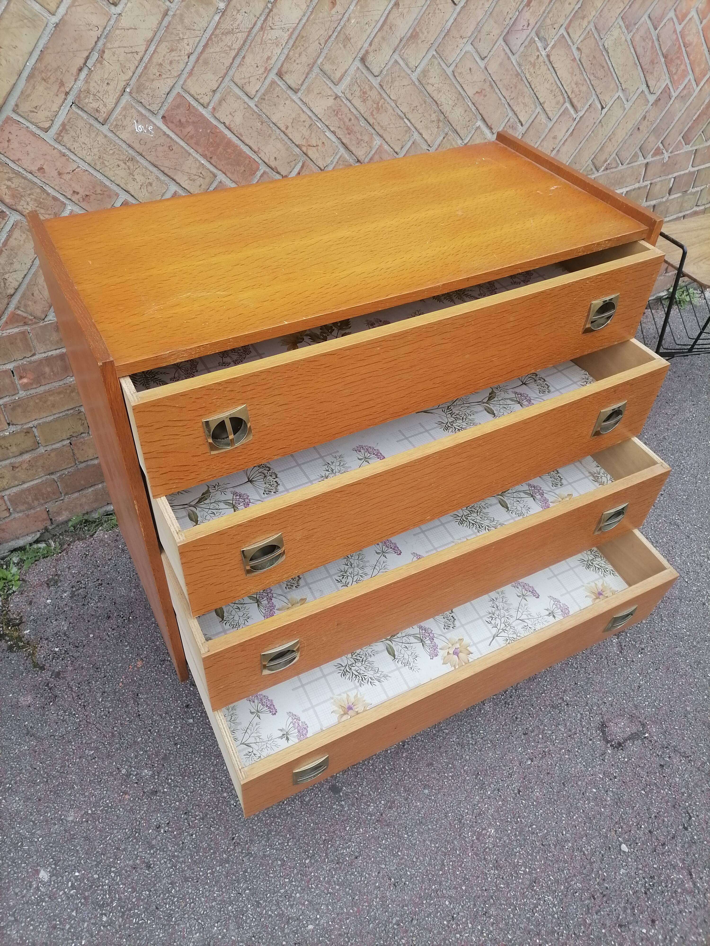 Old chest of drawers