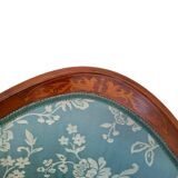 Elegante Poltrona da Camera in Ciliegio Intarsiato