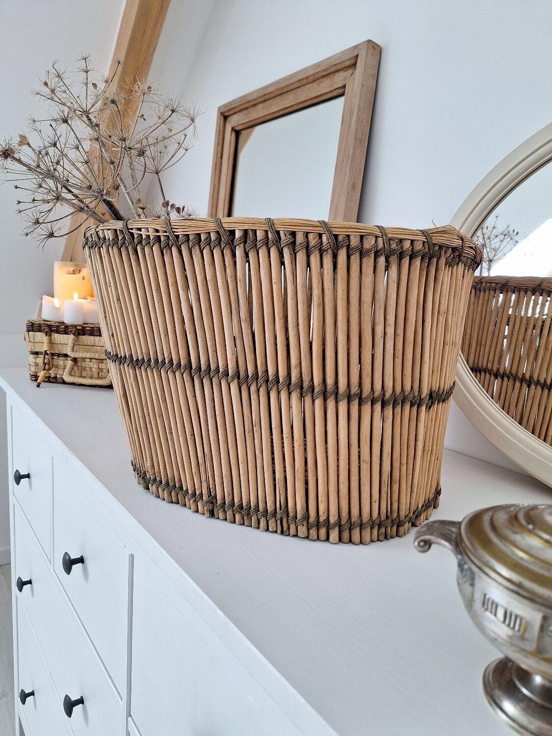 Rattan basket / basket