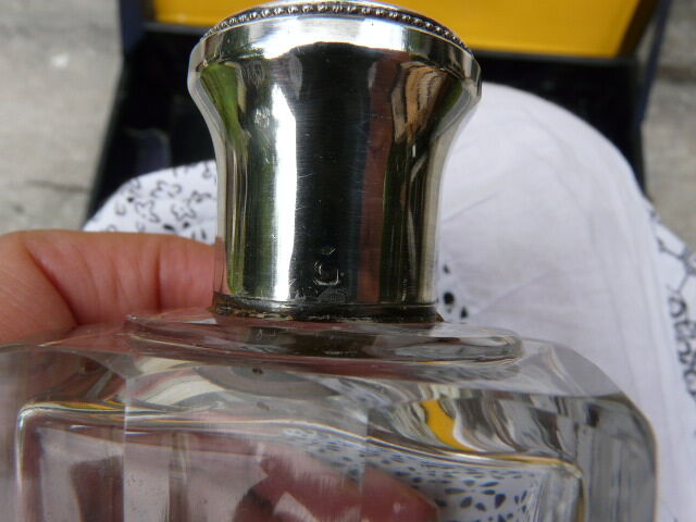 Leather suitcase with baron's crown and mw monogram