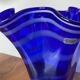vase mouchoir bleu cobalt