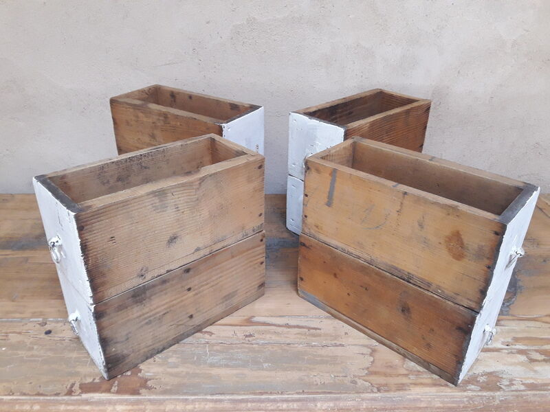 Lot de 8 tiroirs d'atelier avec poignées en bronze