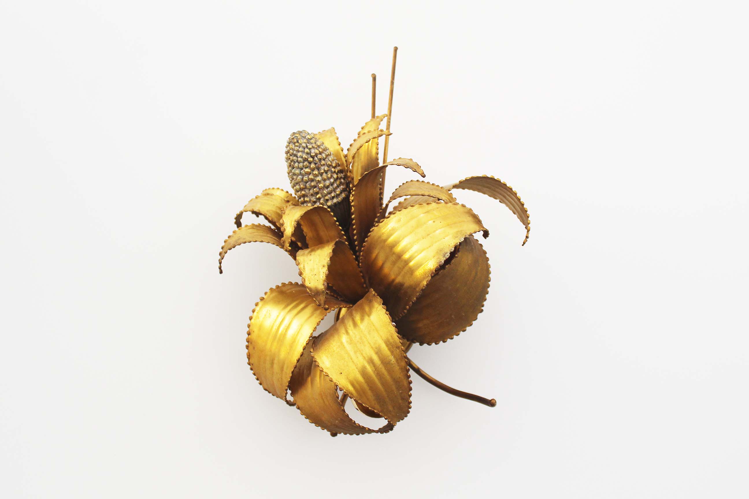 Brass torch cut 'corn cob' wall lamp