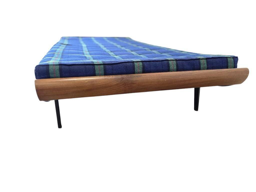 Vintage "Cleopatra" chaise longue by Dick Cordemeijer by Auping