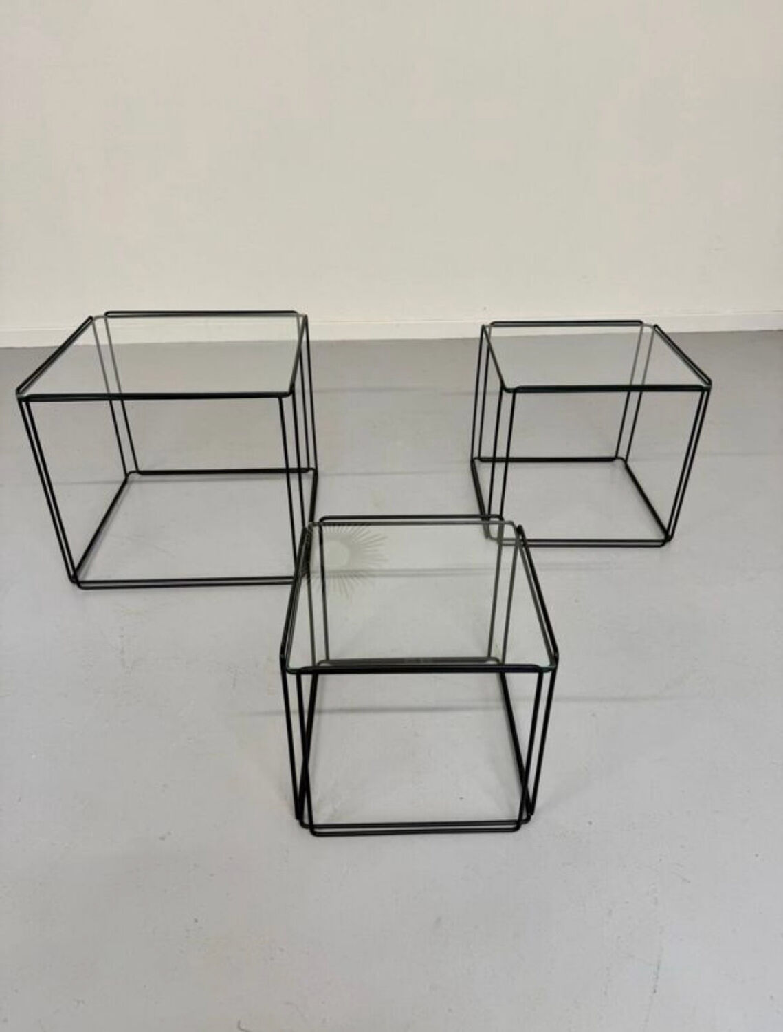 Lot of 3 vintage 1970s design nesting coffee tables by Max Sauze.