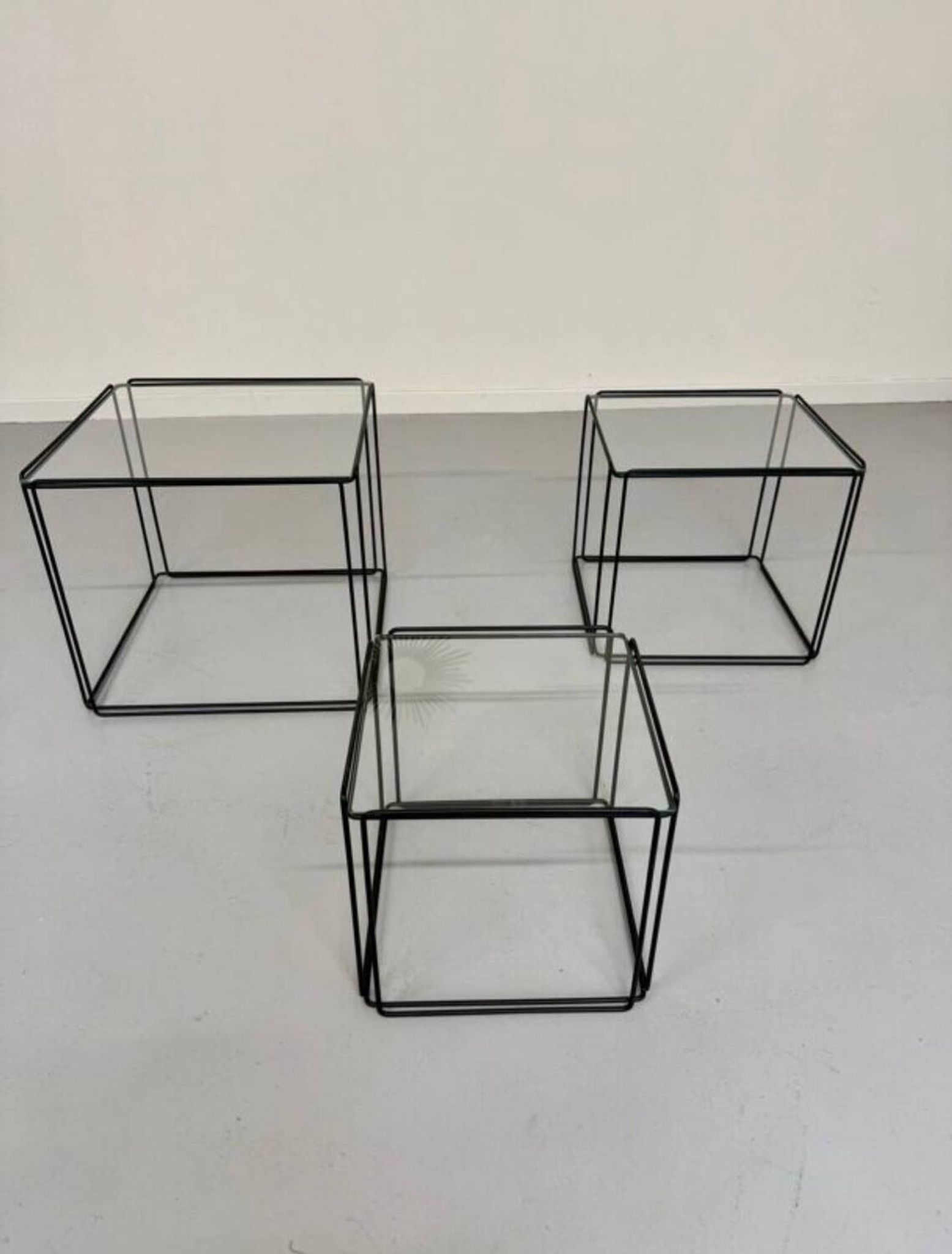 Lot of 3 vintage 1970s design nesting coffee tables by Max Sauze.