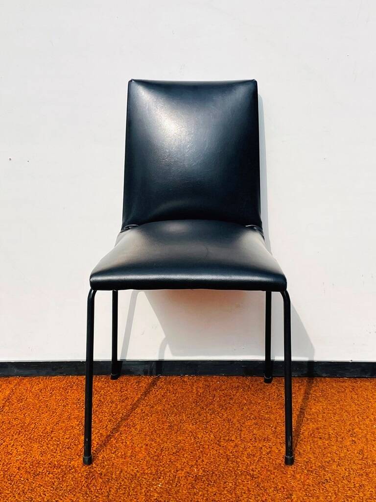 Pair of 'Robert' chairs by Pierre Guariche for Meurop