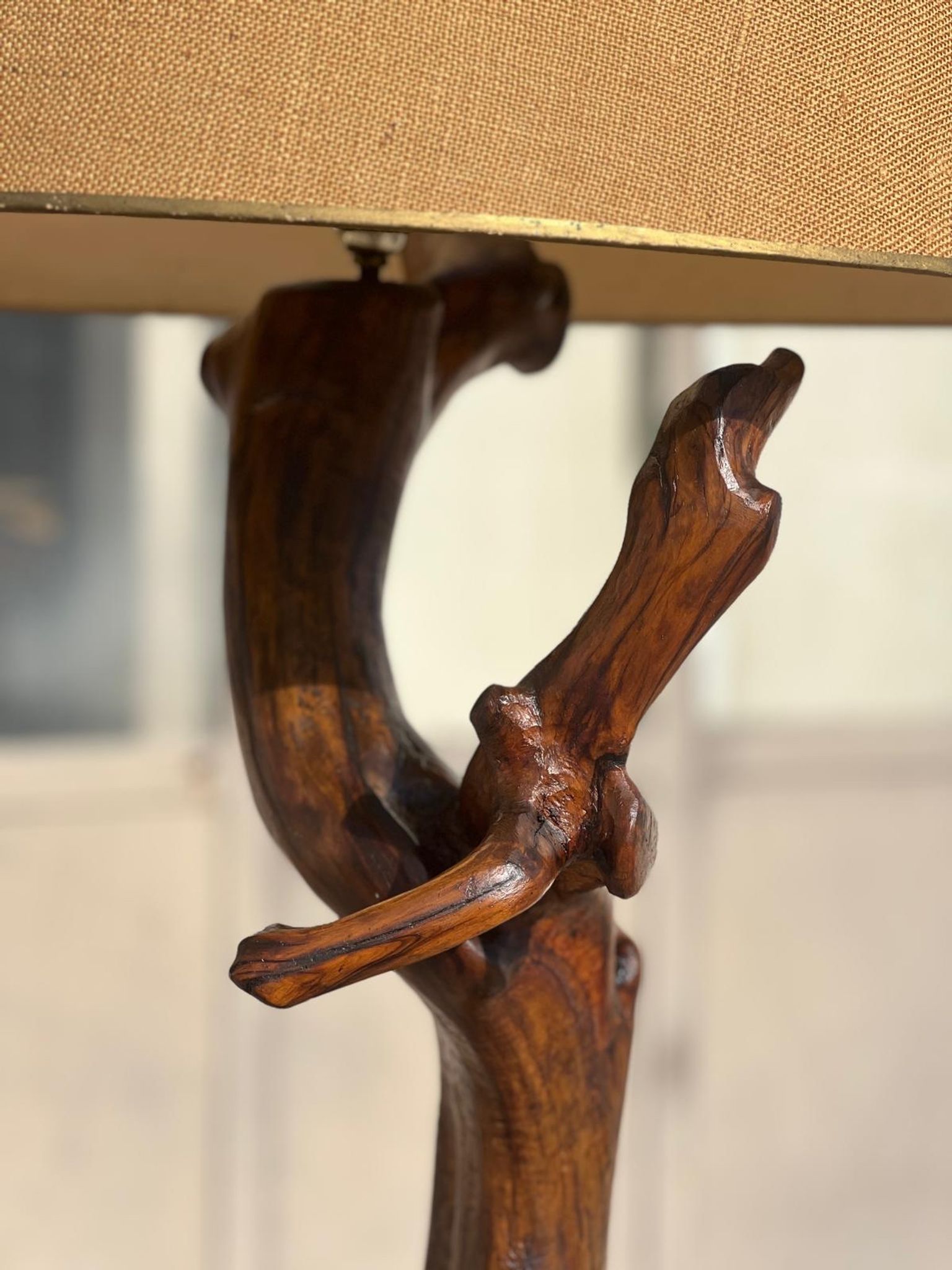 Floor lamp in solid olive wood, Brutalist style, French work from the 1970s.