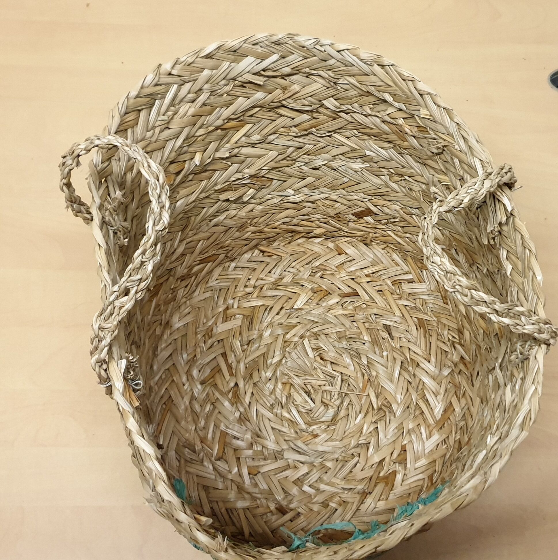 Seventies braided straw basket