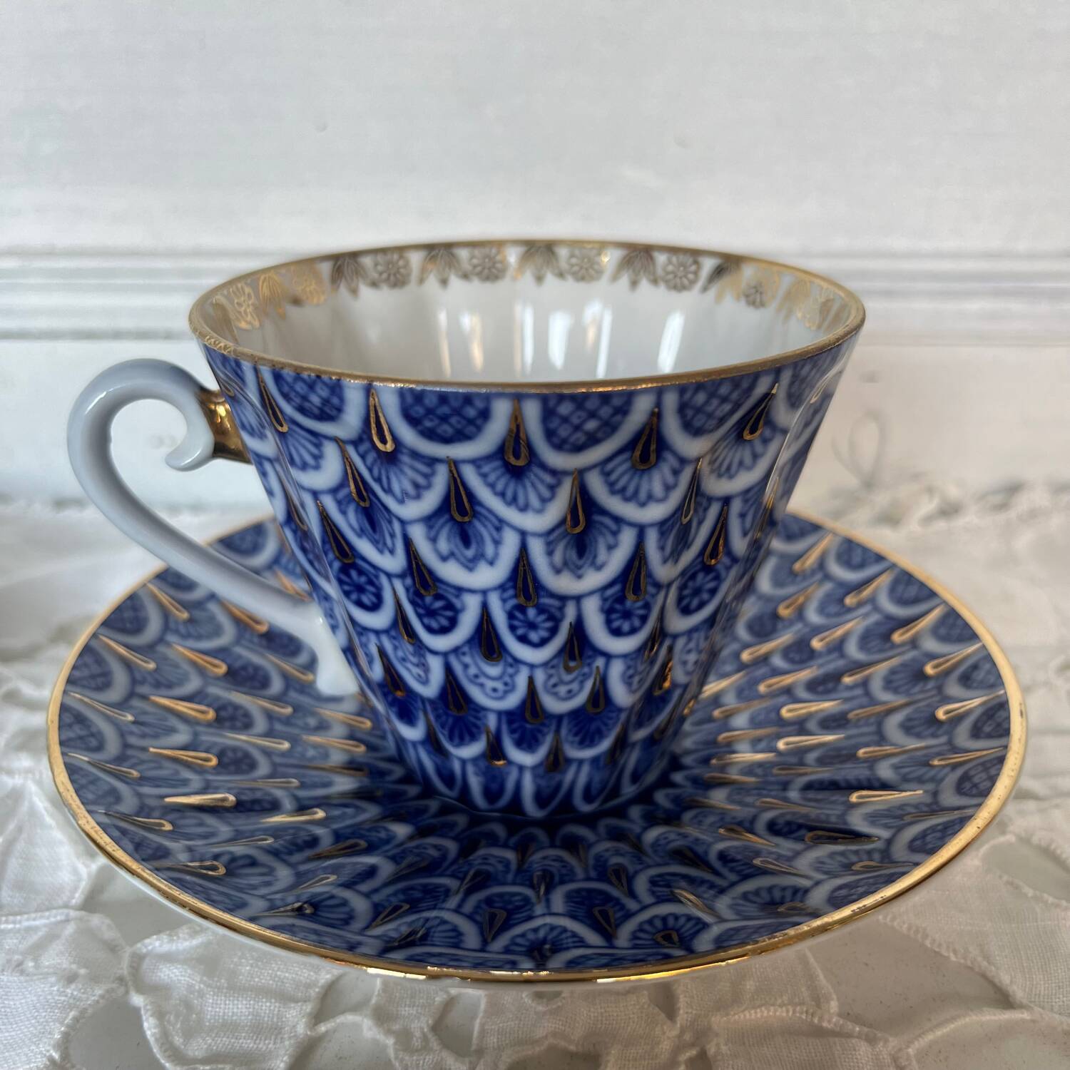 Lomonosov Russian Porcelain Cup Set