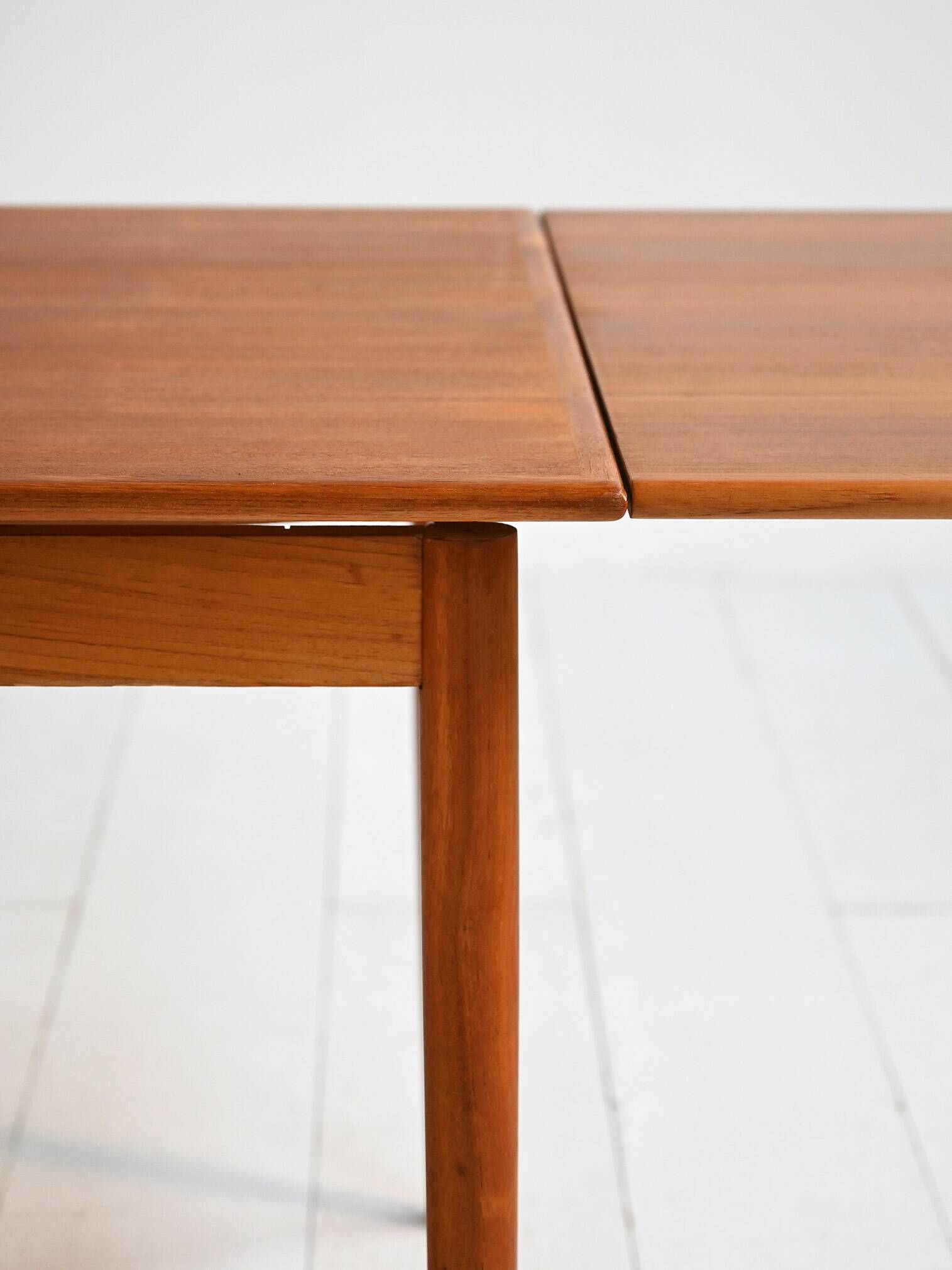Teak extendable dining table, 1960s