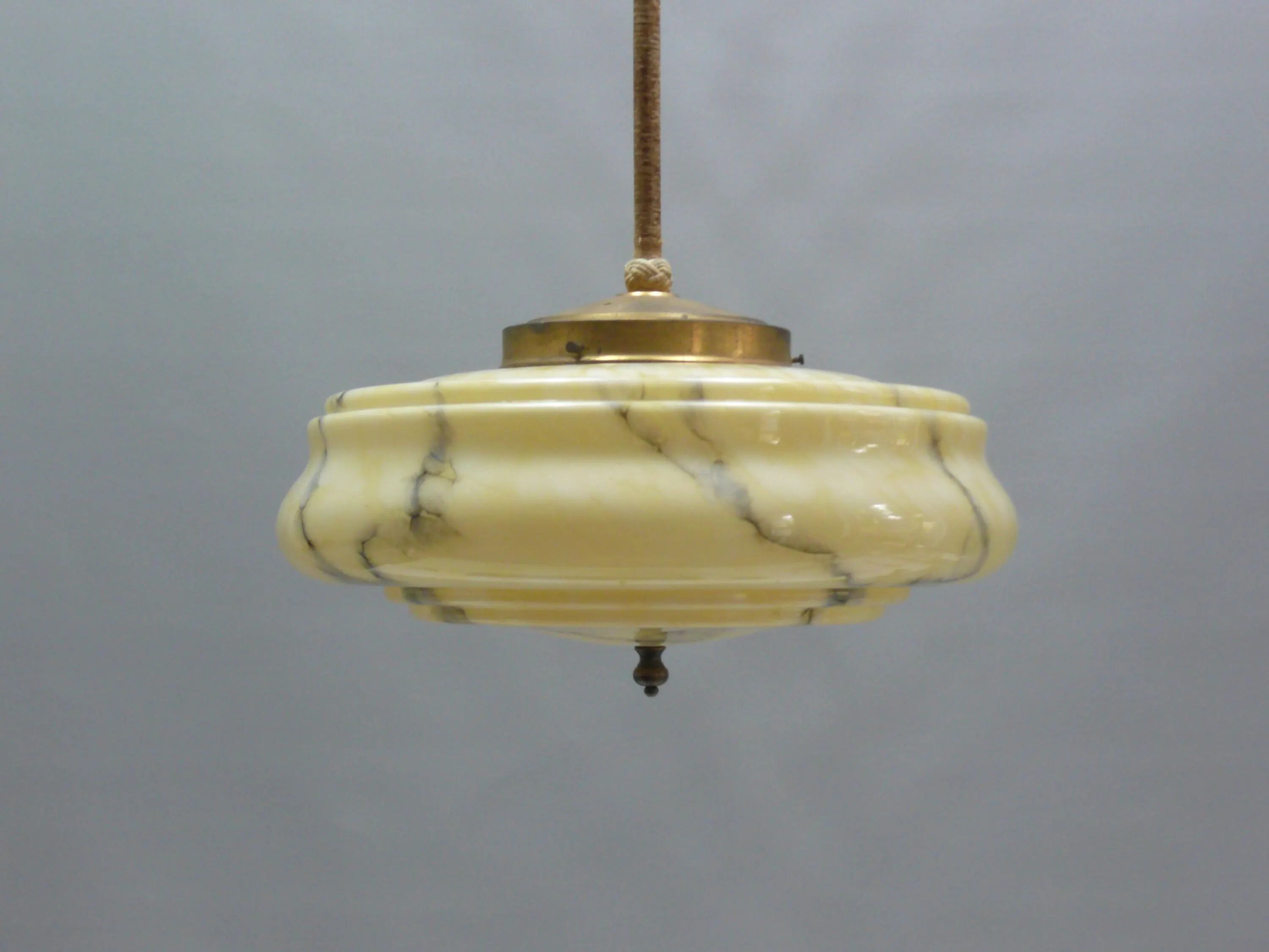 Grand plafonnier Art Déco en beige - années 1930-1940