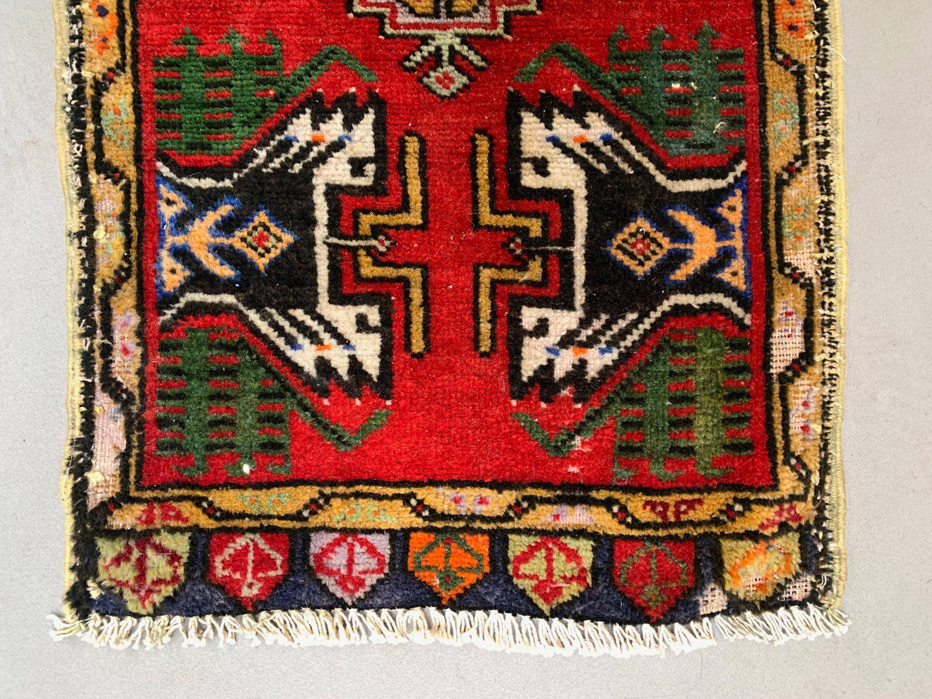 Small Vintage Turkish Rug 103x52 cm, Short Runner, Tribal, Shabby, Mini Carpet