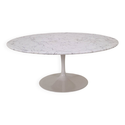 Table basse en marbre de Carrare Early par Eero Saarinen pour Knoll International