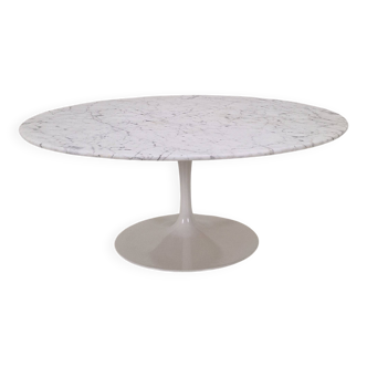 Early Carrara Marble Coffee Table by Eero Saarinen for Knoll International