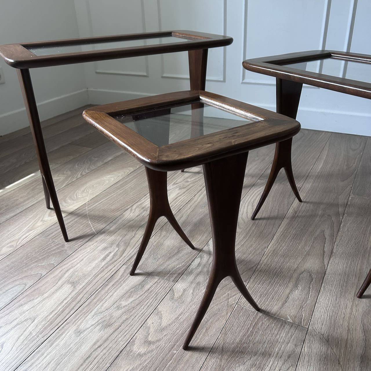 Tables gigognes Raphaël Raffel