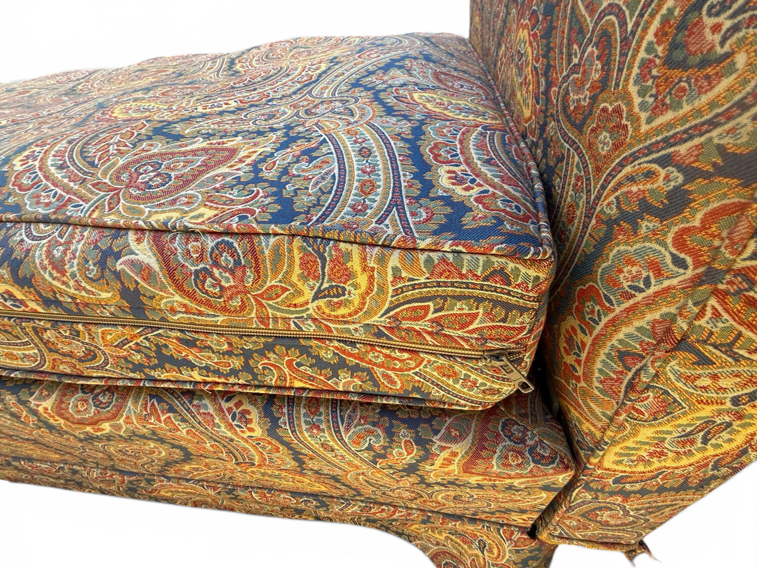 Vintage upholstered 2-seater sofa – embroidered cashmere fabric