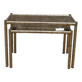 Paire de tables basses gigognes en métal doré effet bambou