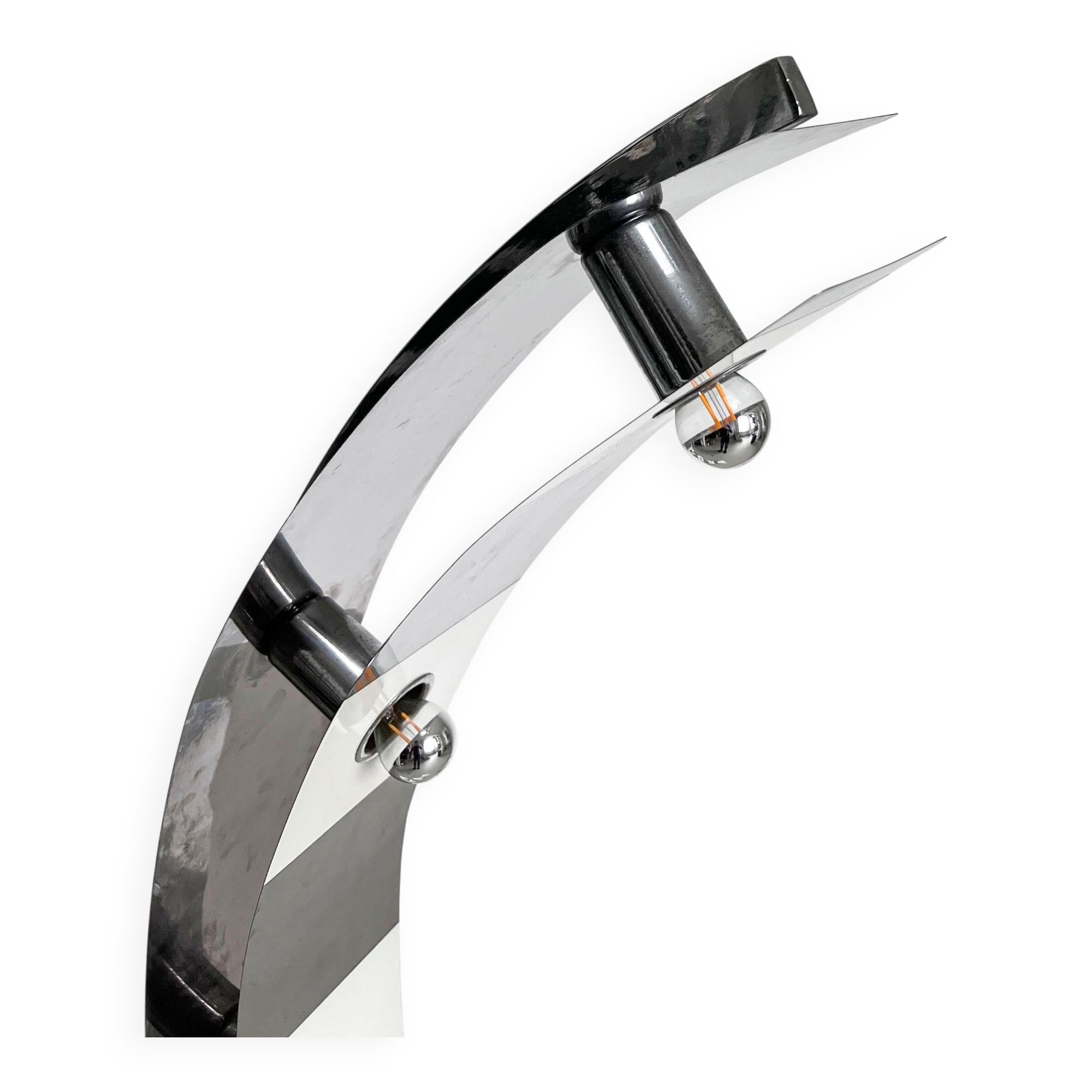 Sculptural space age floor lamp in marble and chrome metal, italian design