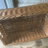 Wicker baker's basket