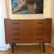 Commode vintage en bois à 8 tiroirs, esprit scandinave