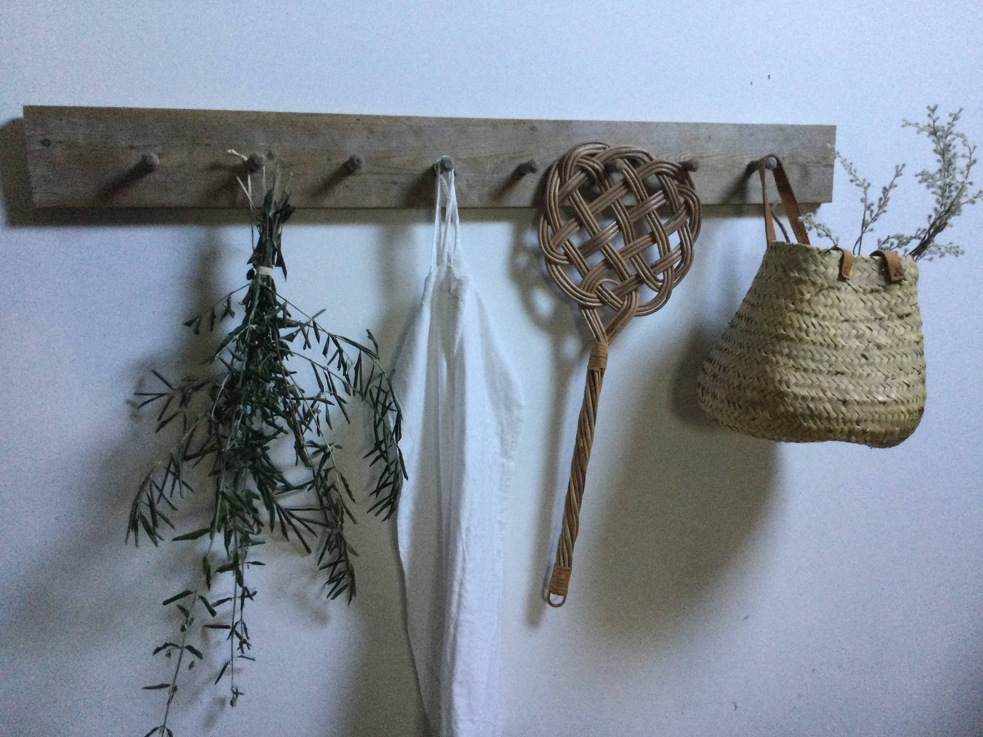 Porte manteau ancien en bois 8 patères