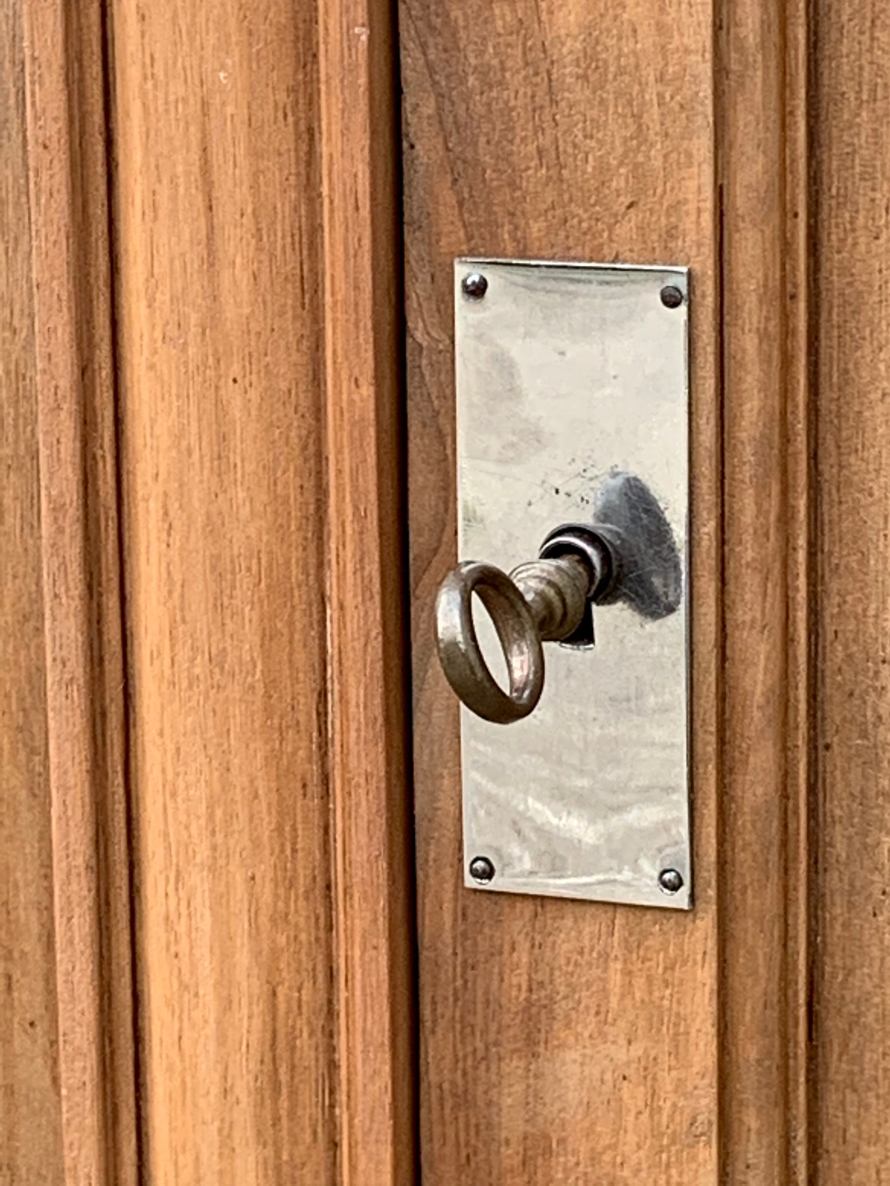 Parisian art deco buffet walnut brut massive 1920