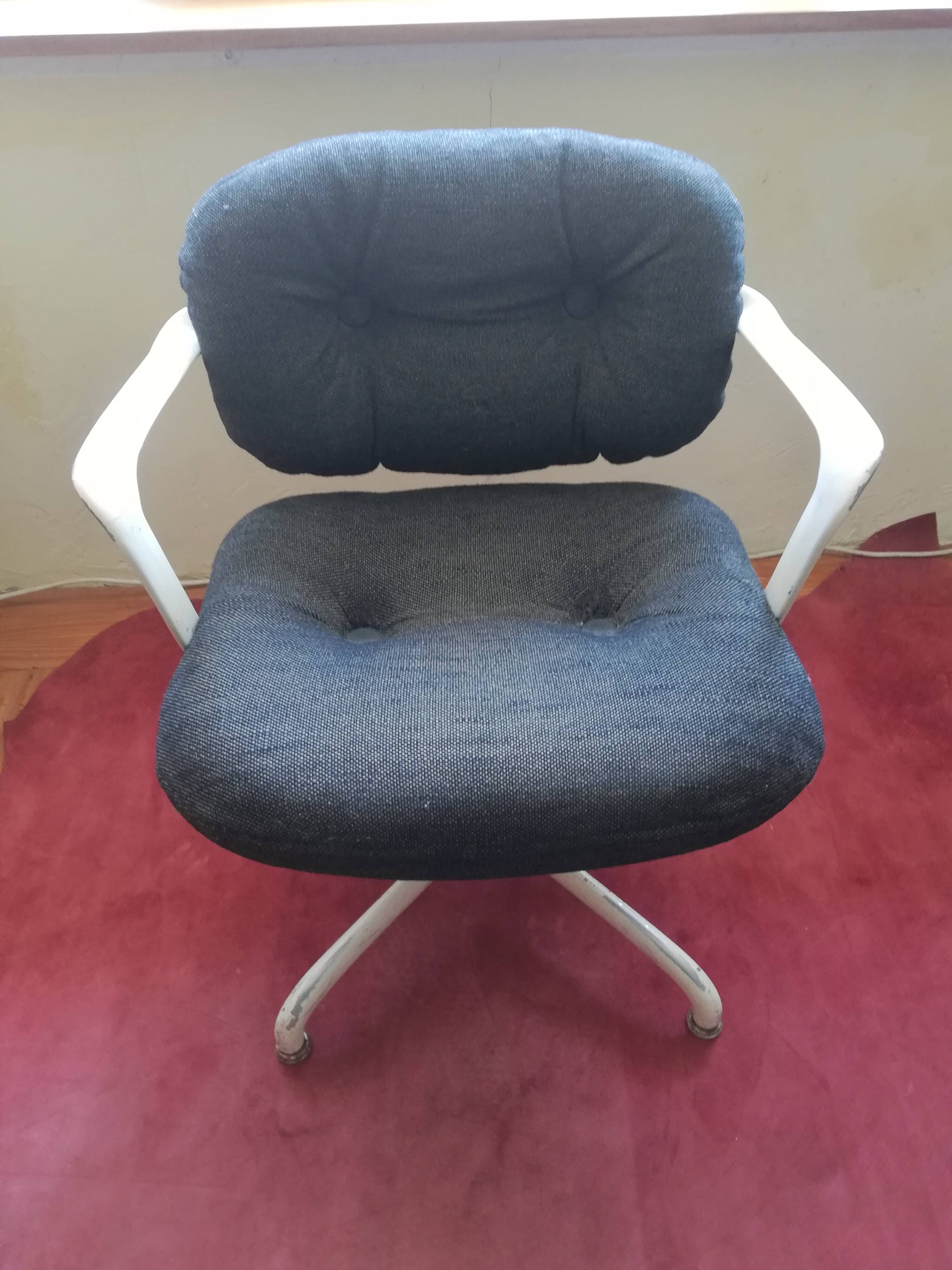 Knoll International Chair by Morisson and Hannah