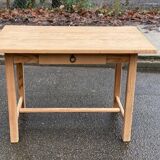 Renovated farmhouse table in solid pine, 110cm.