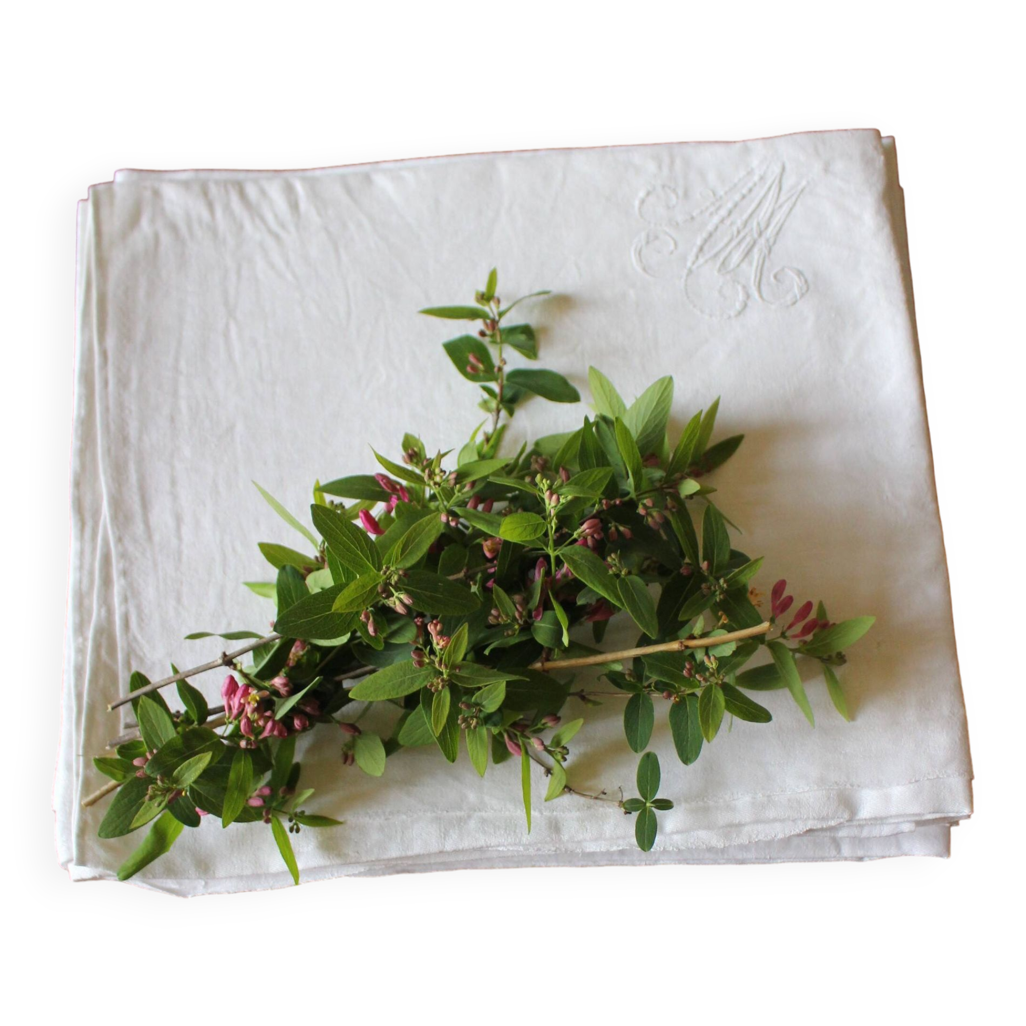 A set of 6 damask napkins Monograms MM